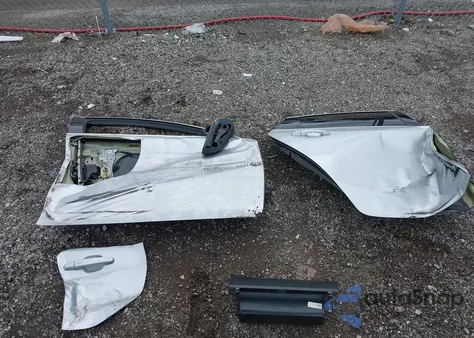 2019 Chevrolet Malibu 1Ls из США, поврежденный, VIN 1G1ZB5STXKF159896